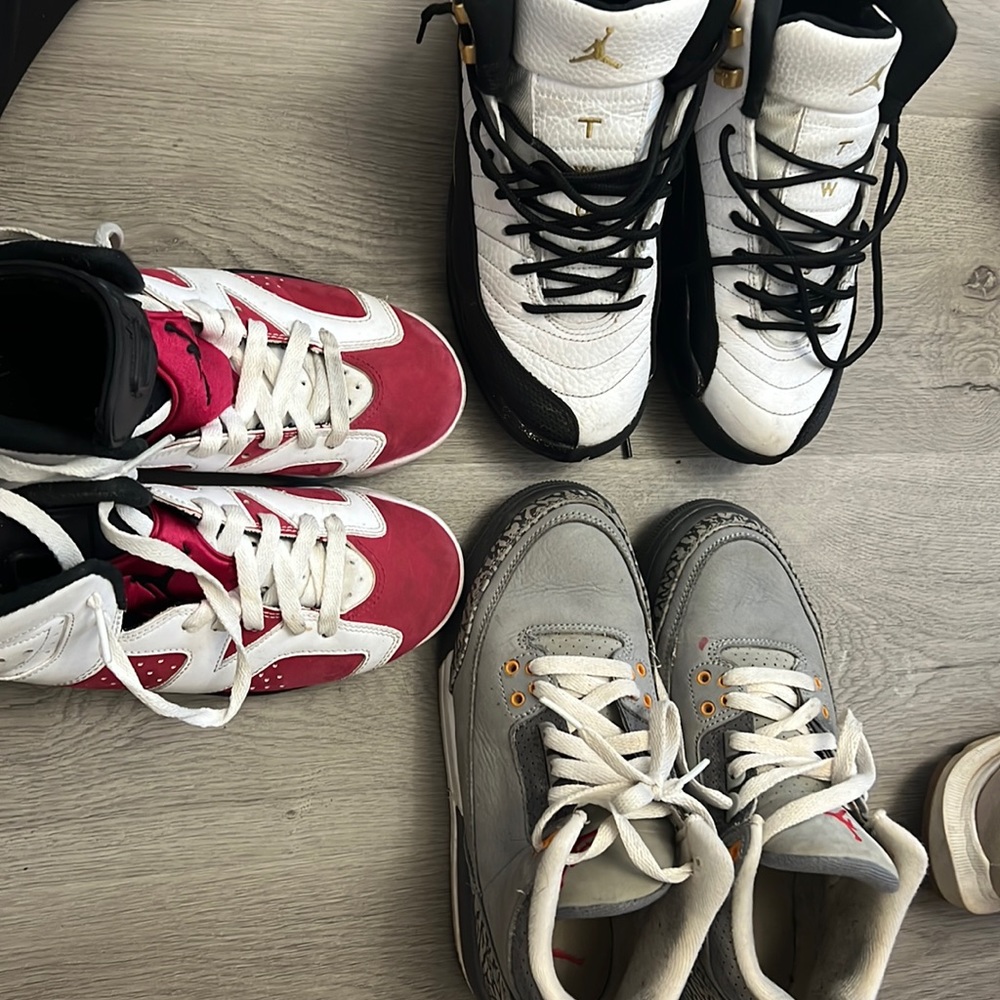 3 pair of Jordans
